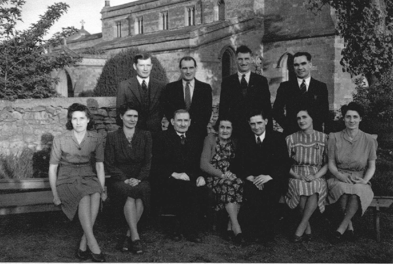 1946.Harry3fromrandMaraHarrysrGoldenweddinginBodicote